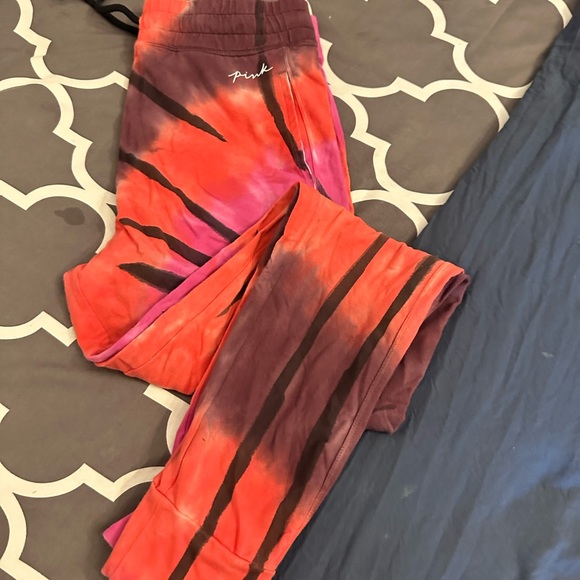 PINK Victoria's Secret Pants - Victoria Secret joggers.